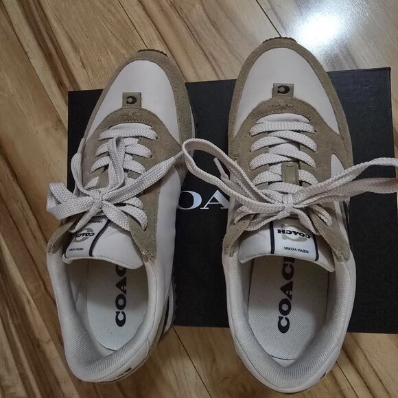 Runner Sneaker - Picture 6 of 7